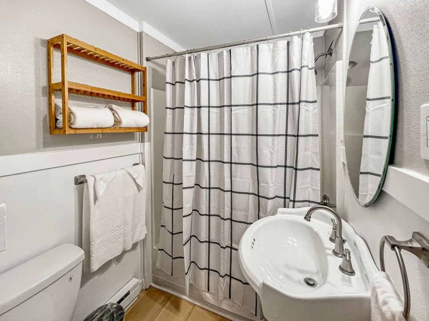 Hampton Apartment: 20-24 C Street