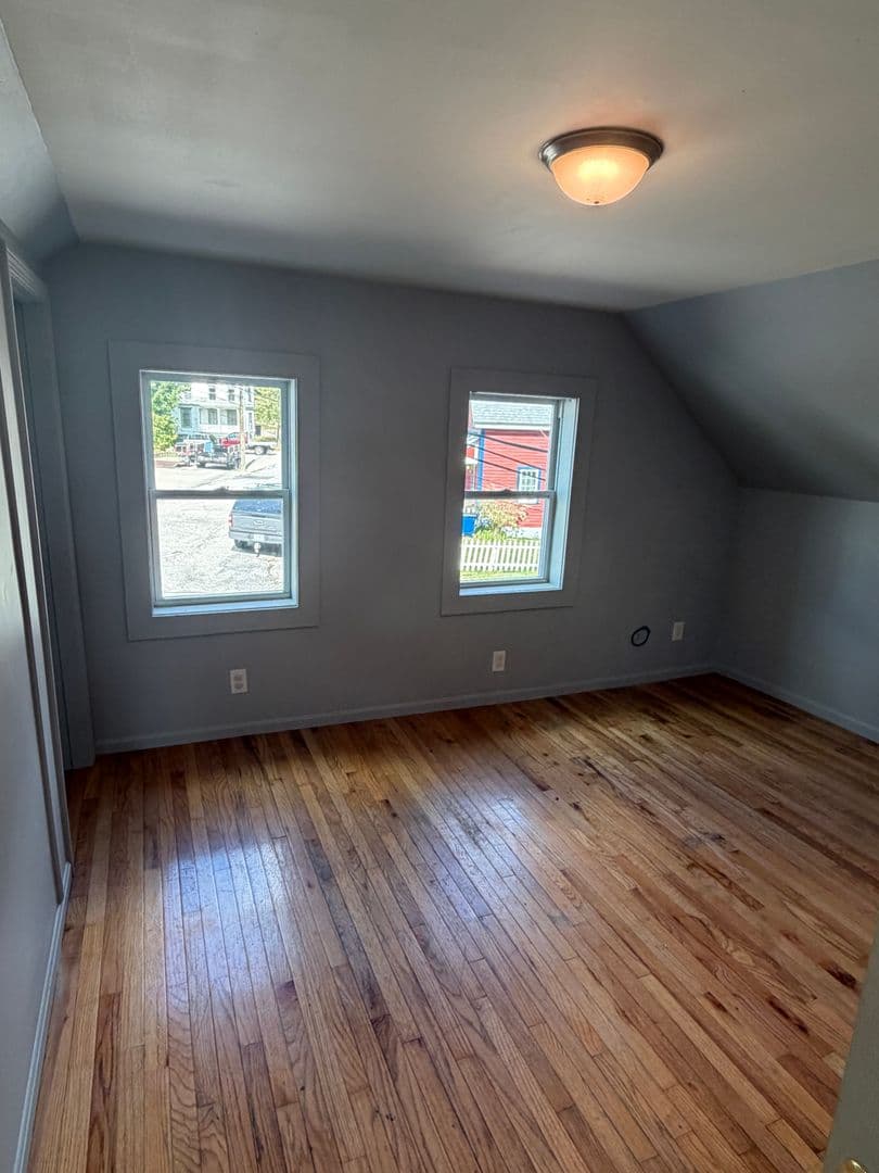 Farmington Apartment: 19 Winter Street