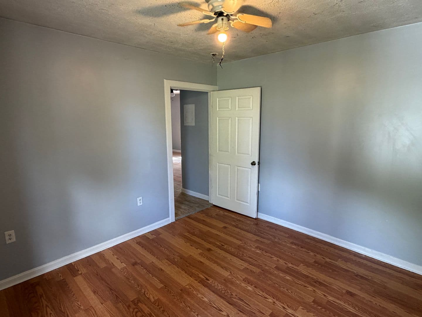 Farmington Apartment: 297 Main Street