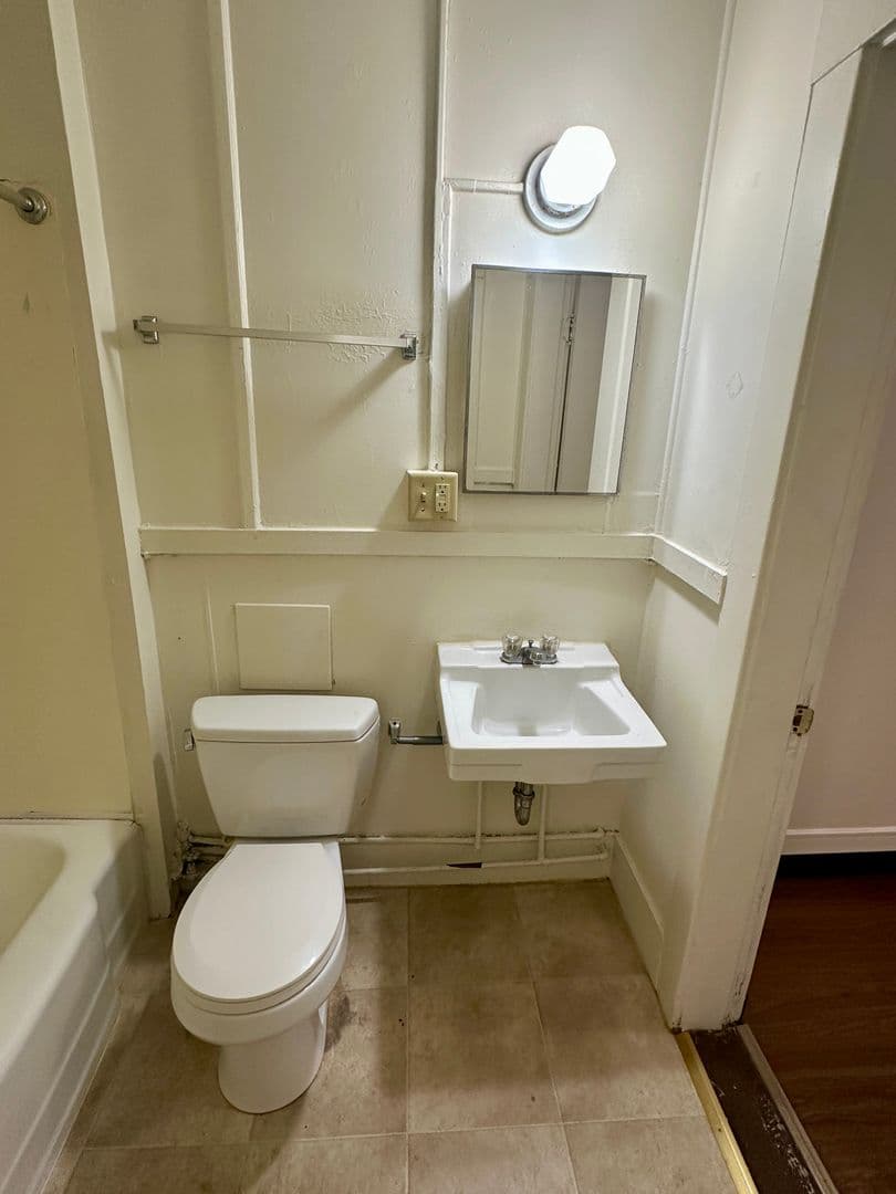 Manchester Apartment: 62-64 Merrimack Street