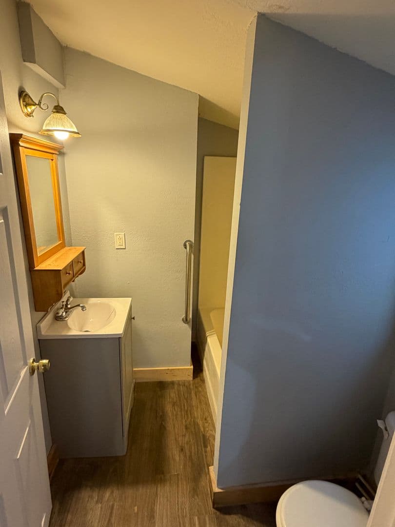 Farmington Apartment: 15-27 Mechanic Street