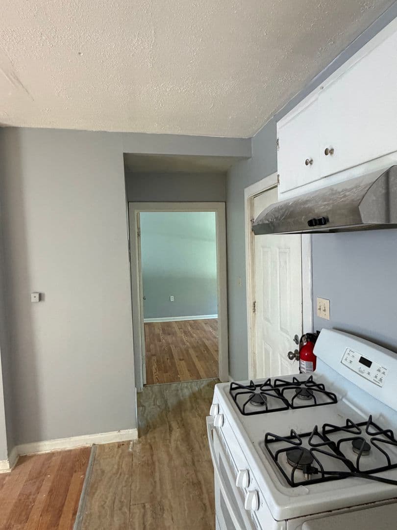 Farmington Apartment: 297 Main Street