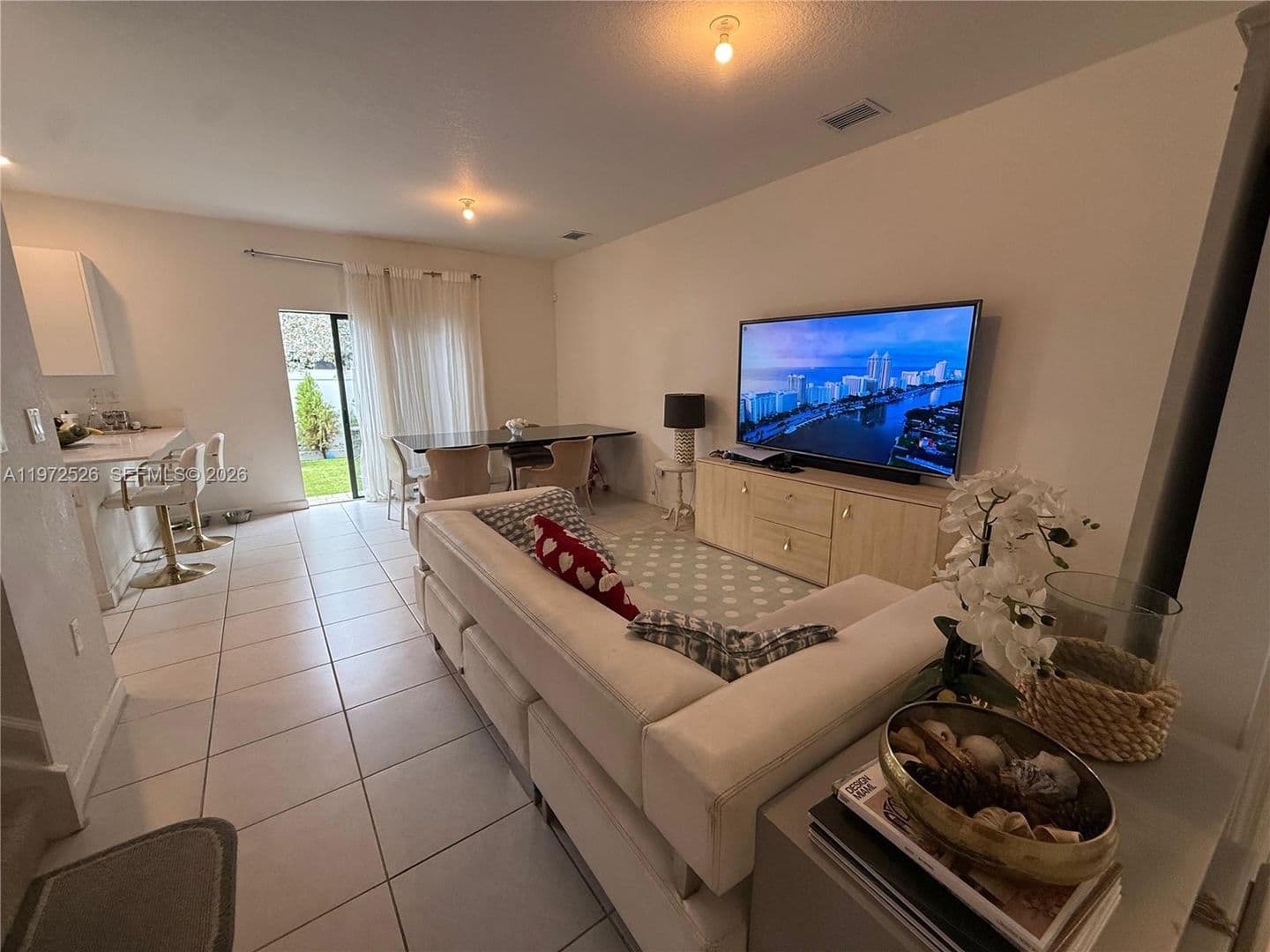 MIAMI GARDENS House: 20378 NW 6TH AVE
