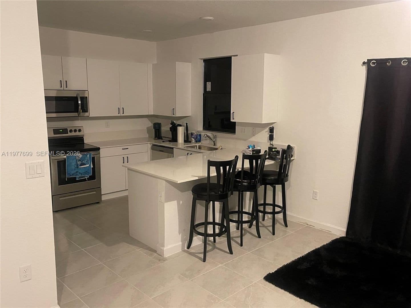 MIAMI GARDENS House: 20344 NW 6TH PL #20344