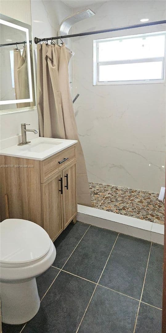 MIAMI GARDENS House: 18011 NW 6TH PL