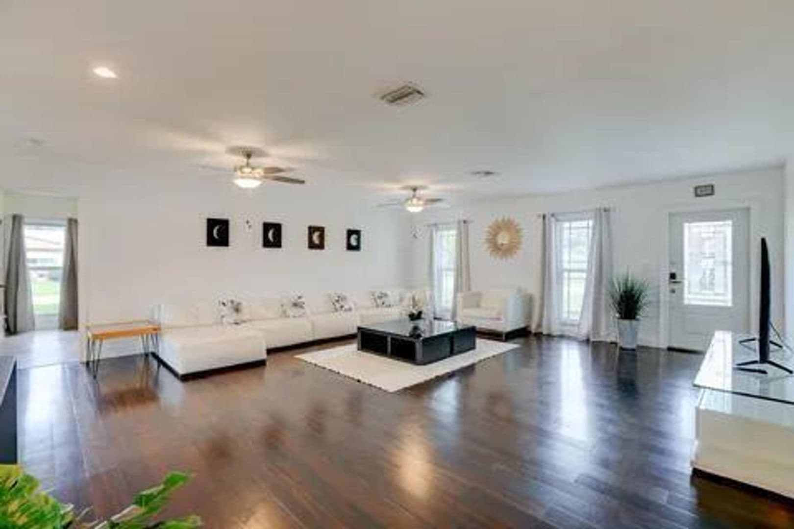 FORT LAUDERDALE House: 3170 NW 68TH COURT #0
