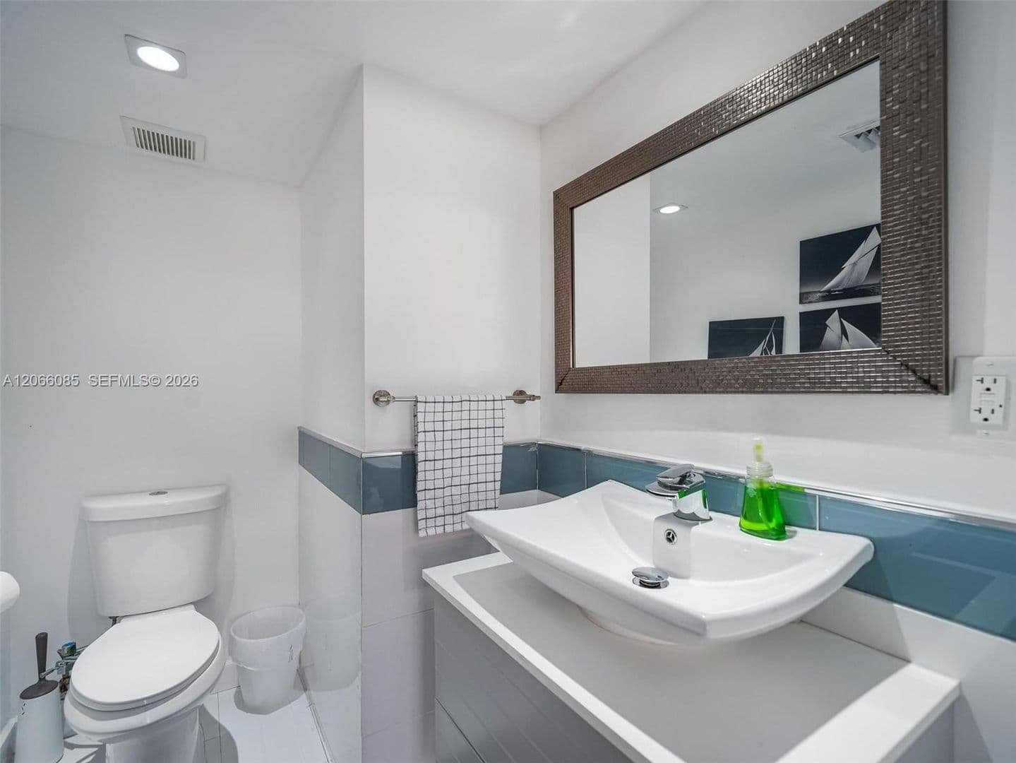 NORTH BAY VILLAGE House: 7549 BUCCANEER AVE