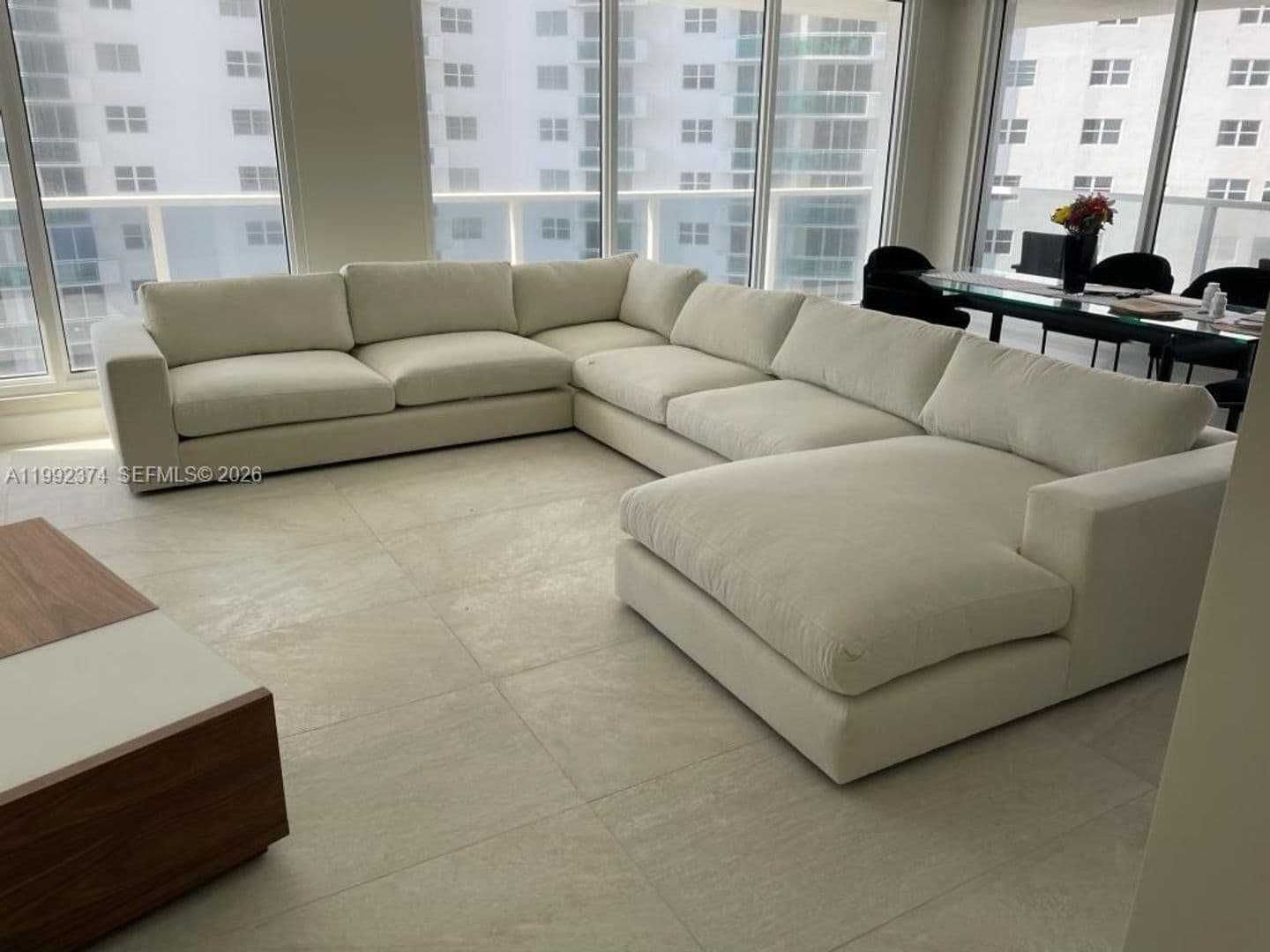 HOLLYWOOD House: 2751 S OCEAN DR #APT 508S