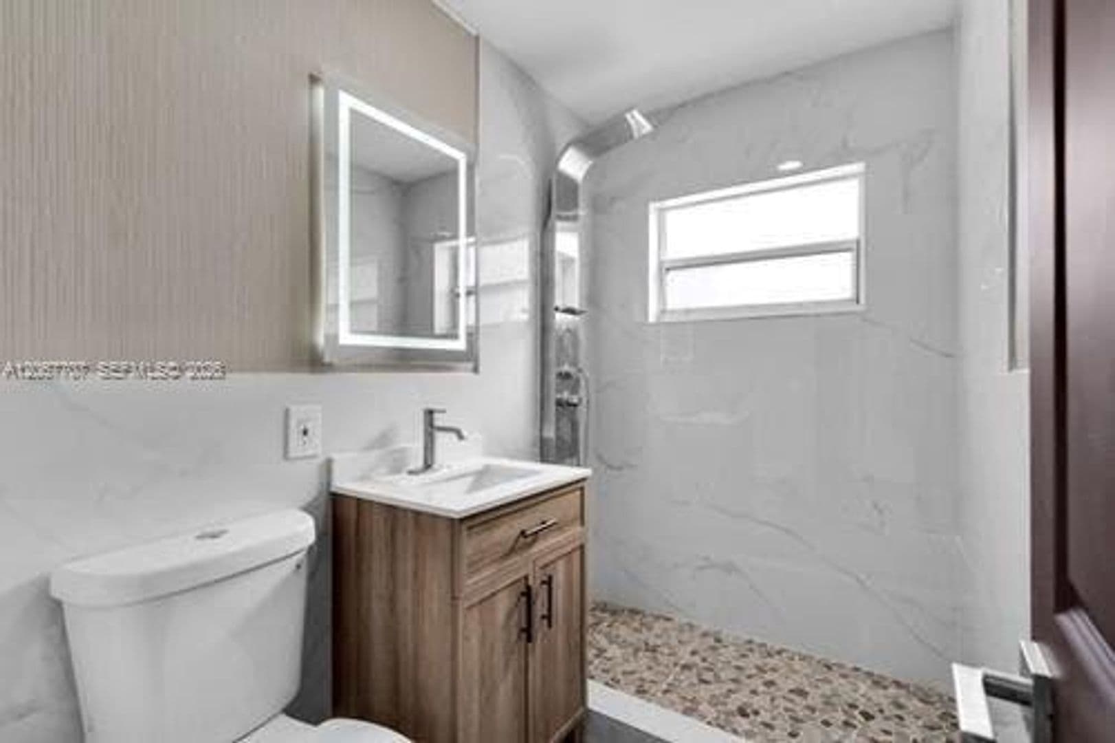 MIAMI GARDENS House: 18011 NW 6TH PL