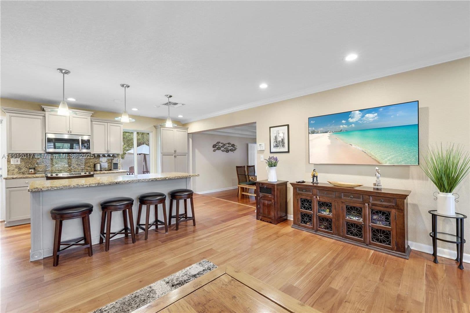 POMPANO BEACH House: 1311 NE 26TH TER #1311