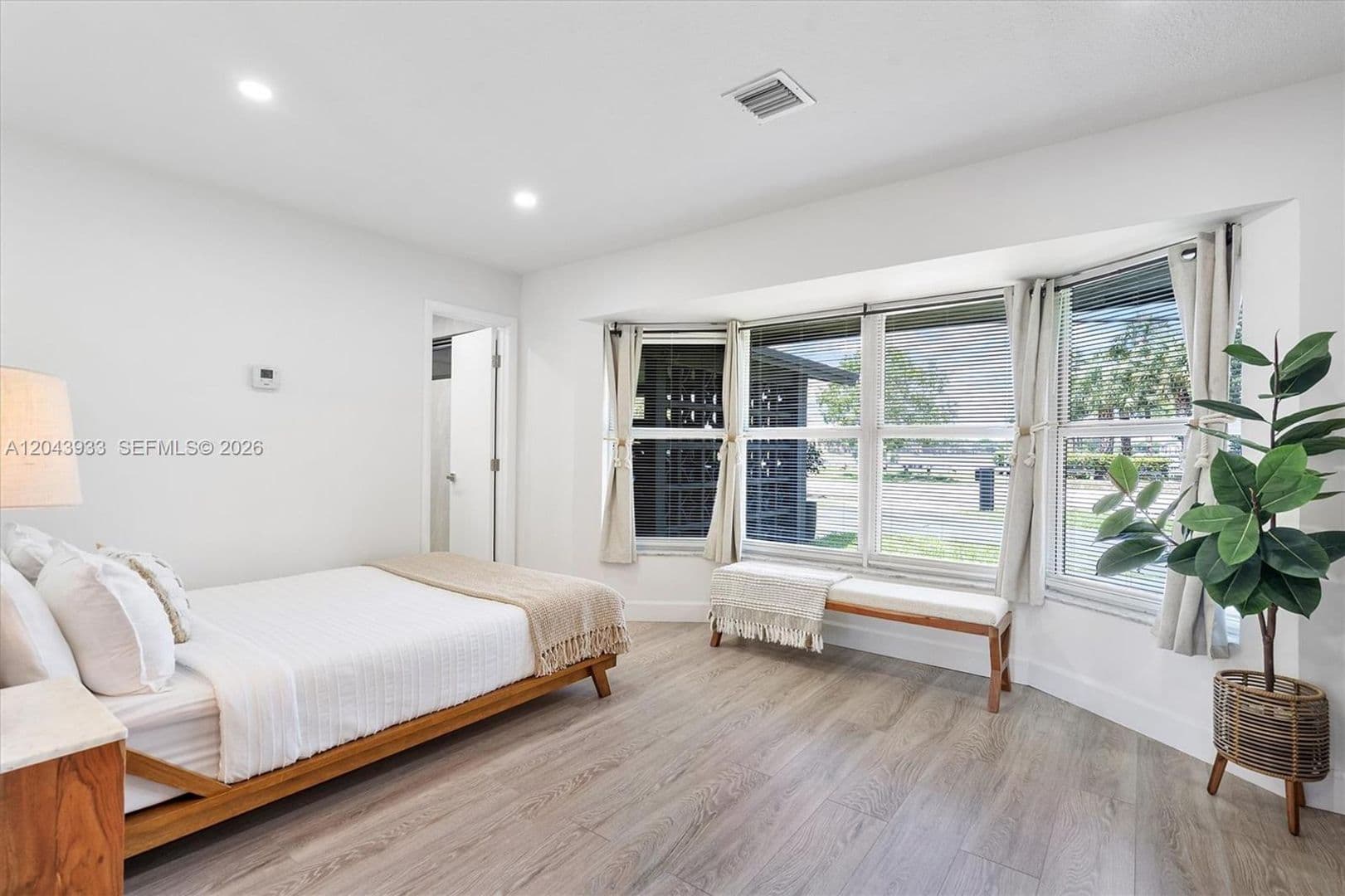 OAKLAND PARK House: 3430 NW 21ST AVE #0