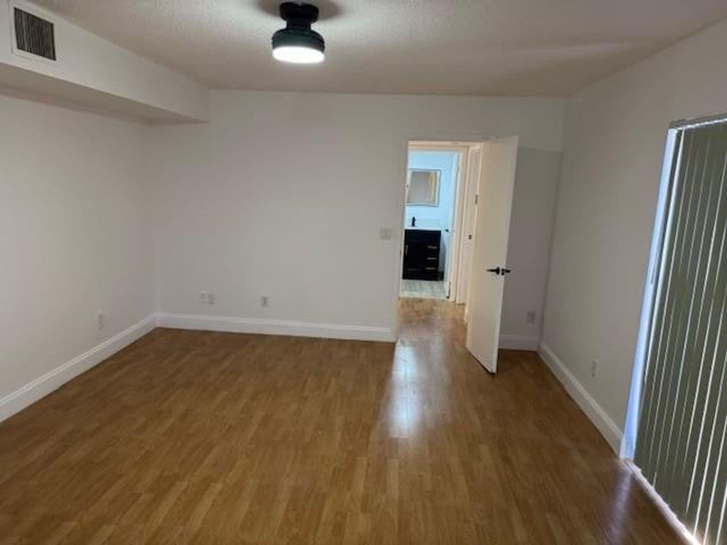 DAVIE House: 1210 SW 118TH TER #1210