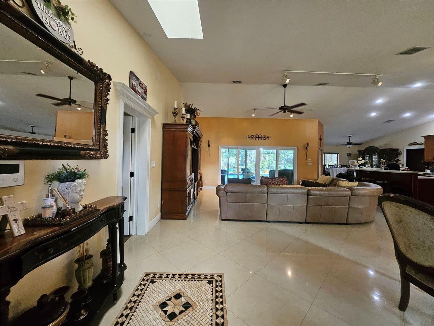 CORAL SPRINGS House: 197 NW 113TH WAY #197