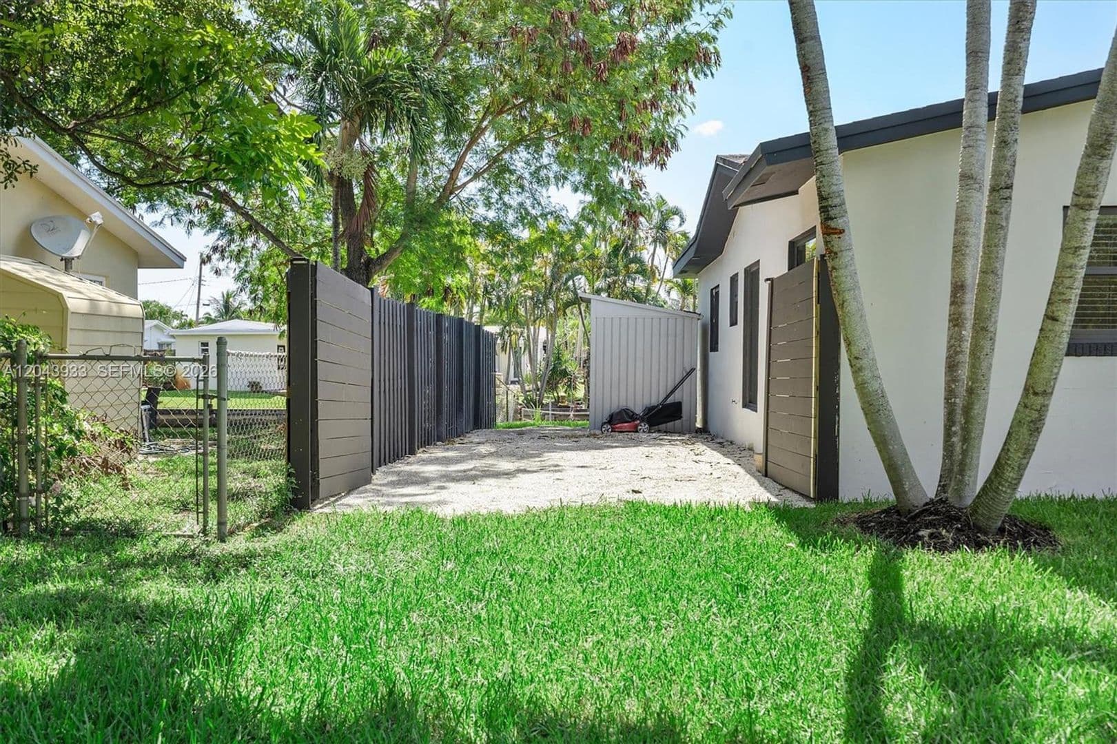 OAKLAND PARK House: 3430 NW 21ST AVE #0