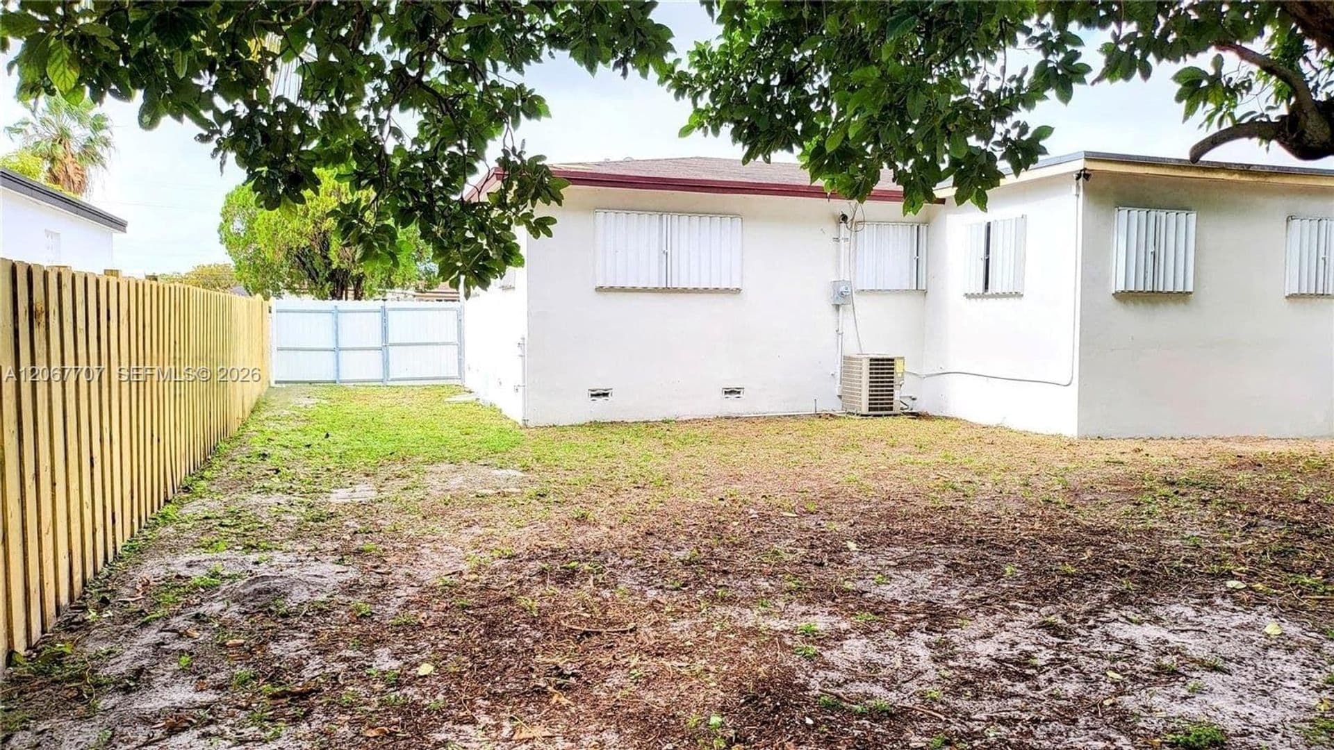 MIAMI GARDENS House: 18011 NW 6TH PL