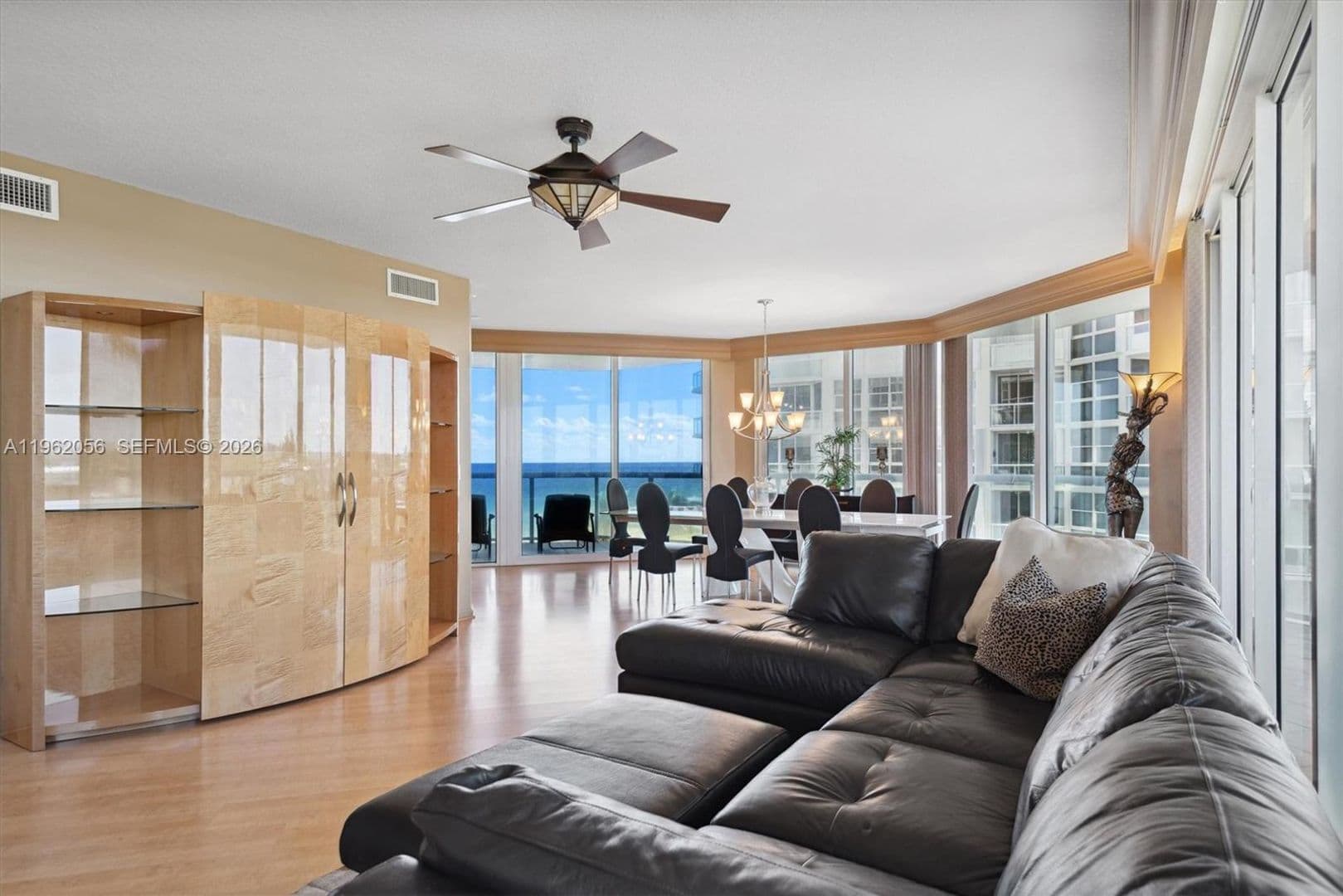 HOLLYWOOD House: 6051 N OCEAN DR #APT 602