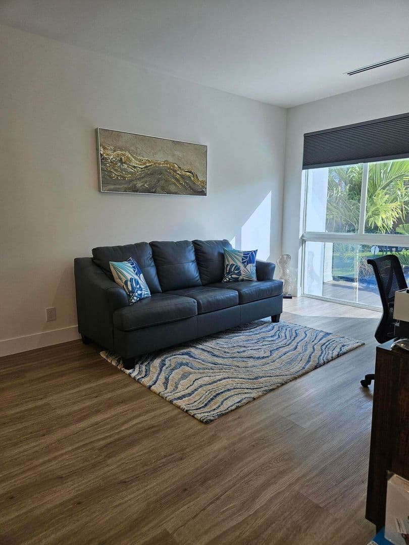 POMPANO BEACH House: 2275 SE 7TH ST #2275