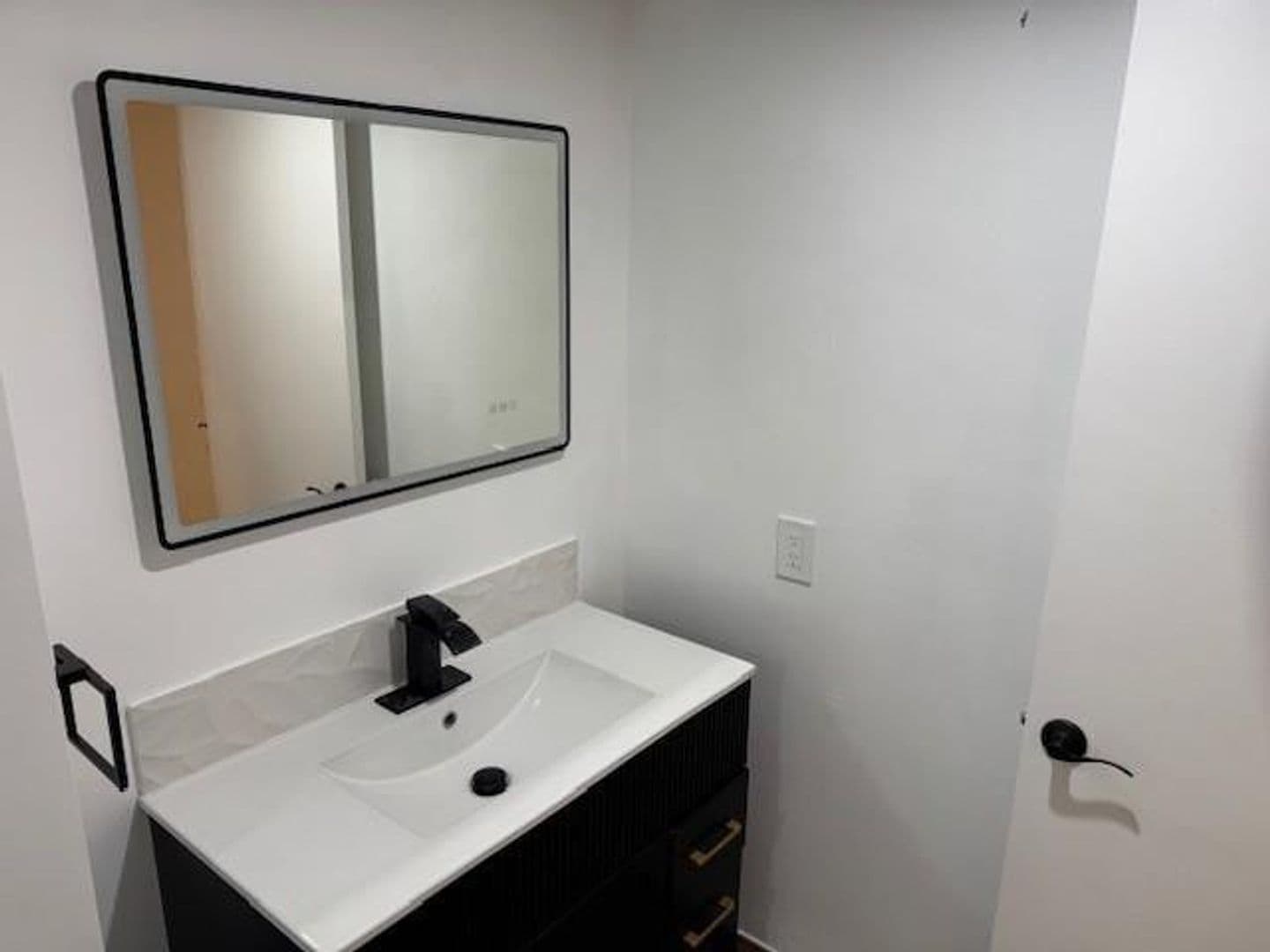 DAVIE House: 1210 SW 118TH TER #1210