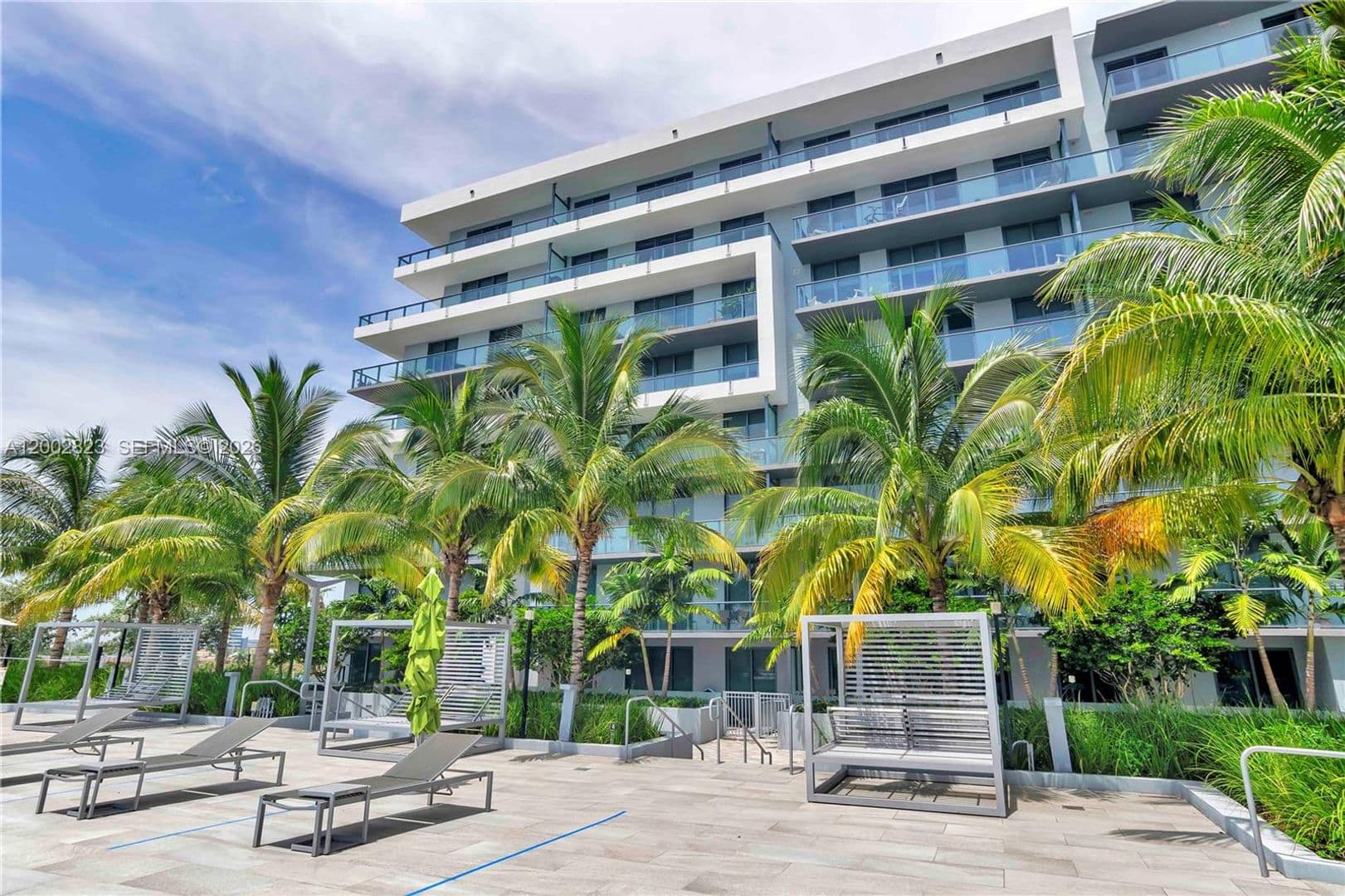 AVENTURA House: 2960 NE 207TH ST #UNIT 705