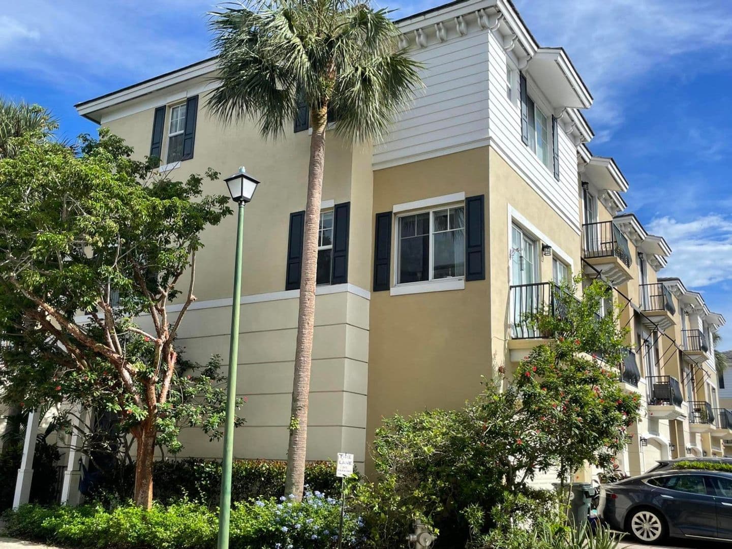 BOCA RATON House: 552 NW 39TH CIR #UNIT 552