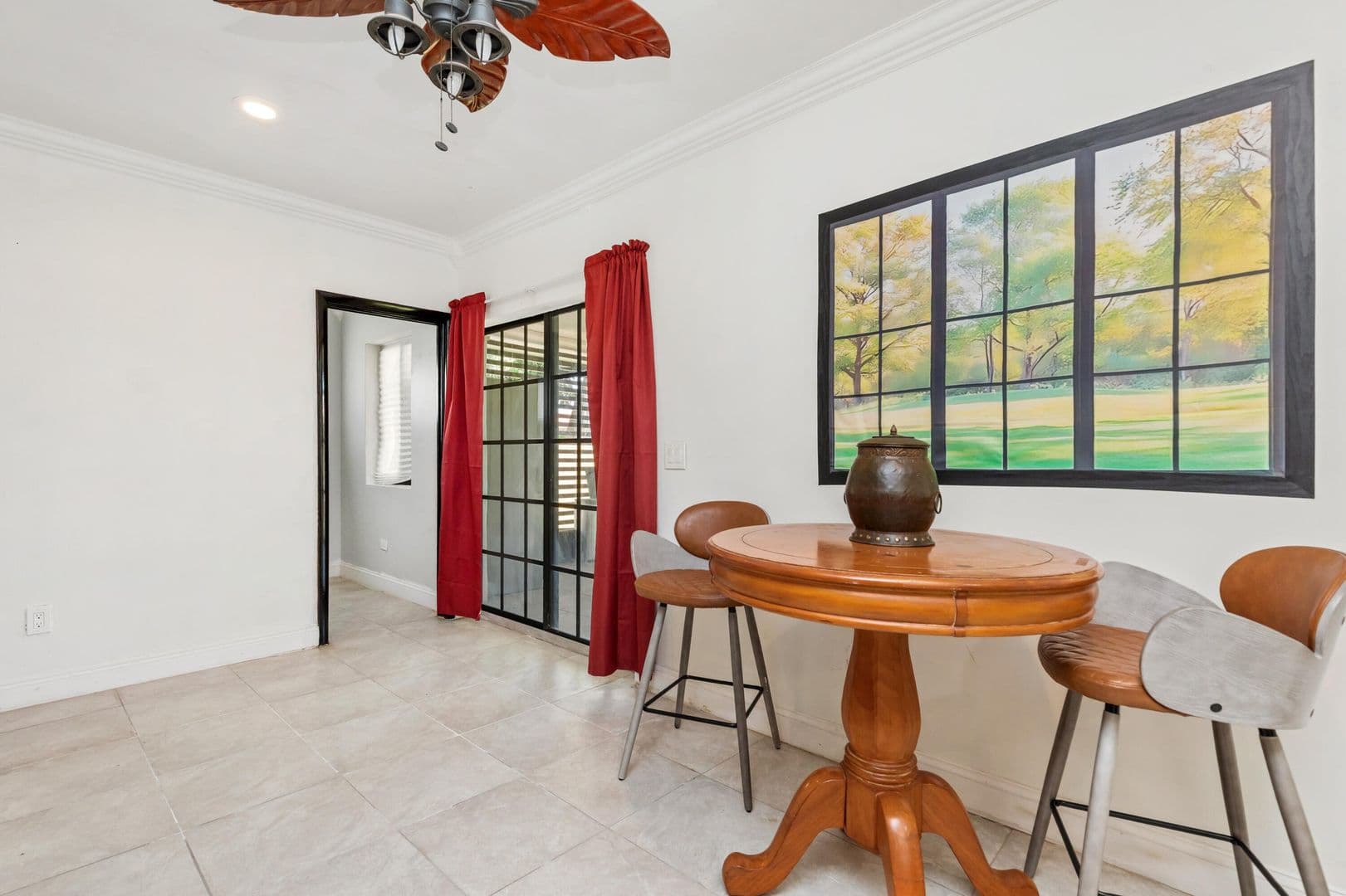 MIAMI House: 475 NE 113TH ST