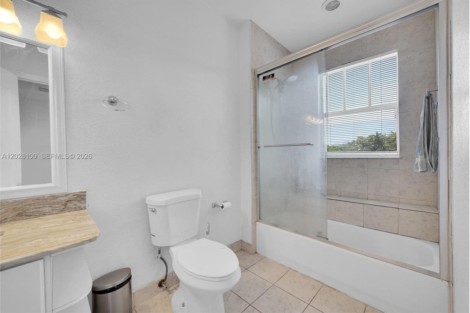 HOLLYWOOD House: 2620 PIERCE ST #TOWNHOUSE A3