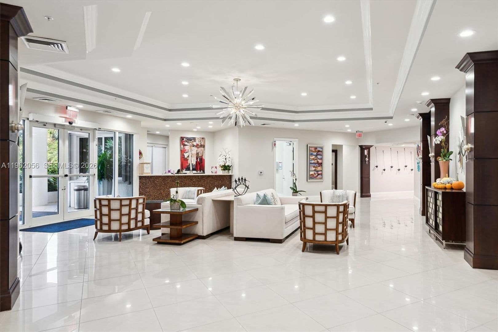 HOLLYWOOD House: 6051 N OCEAN DR #APT 602