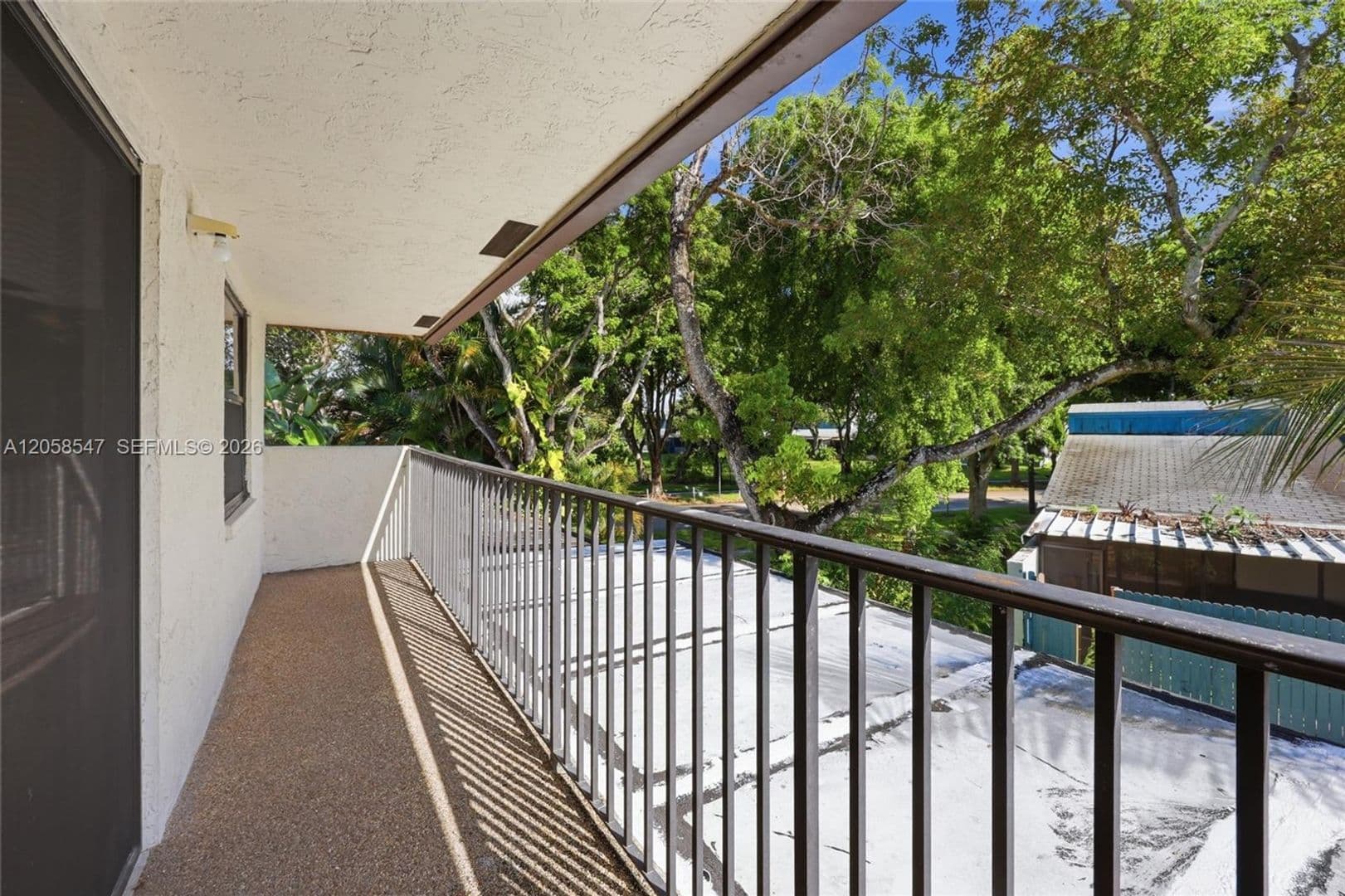 MIRAMAR House: 6929 SW 38TH ST #Townhouse 2-L
