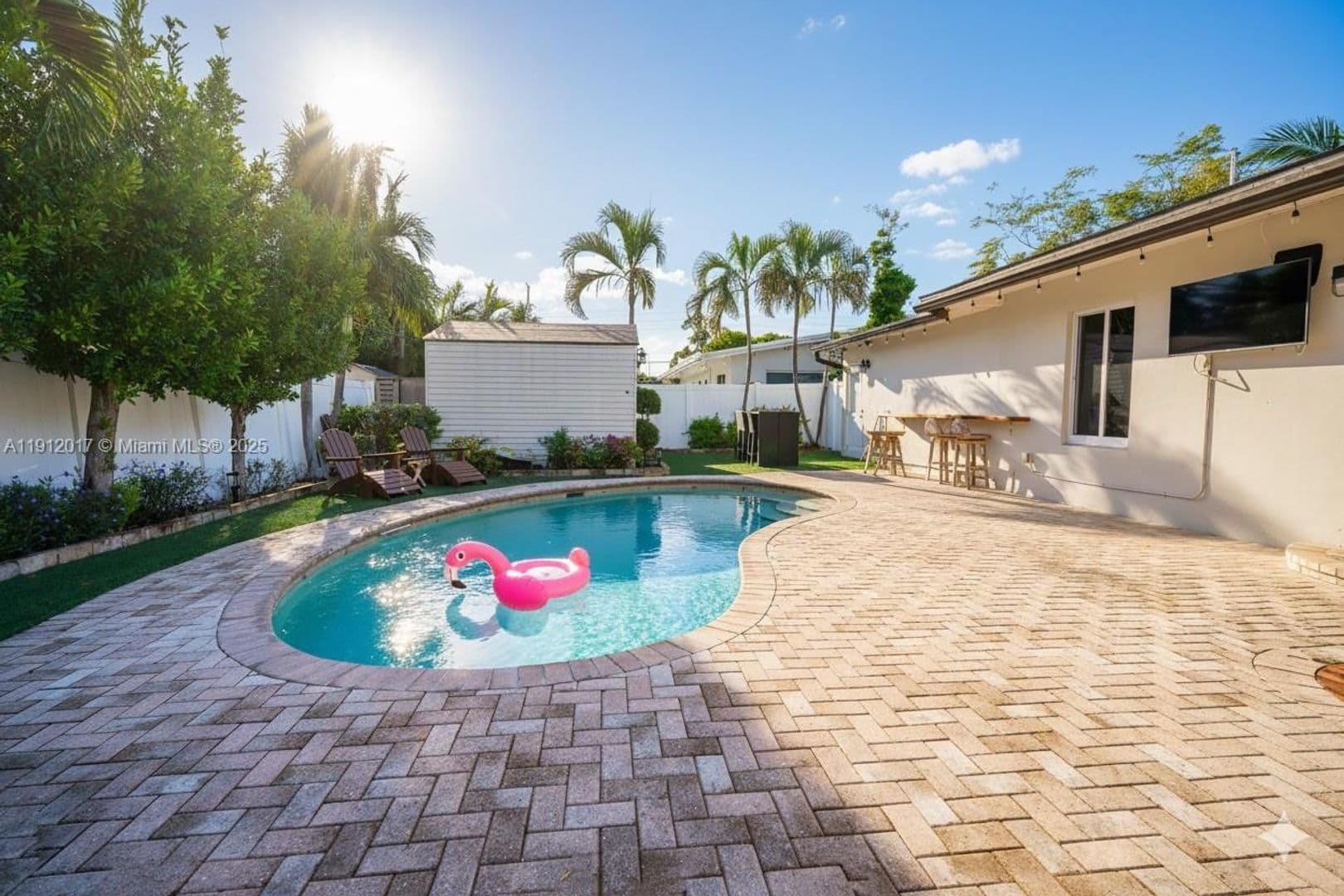 POMPANO BEACH House: 1311 NE 26TH TER #1311