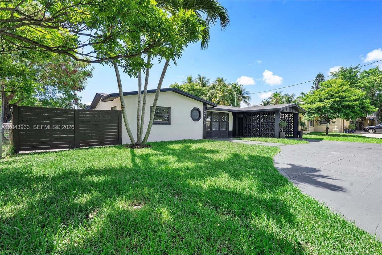 OAKLAND PARK House: 3430 NW 21ST AVE #0