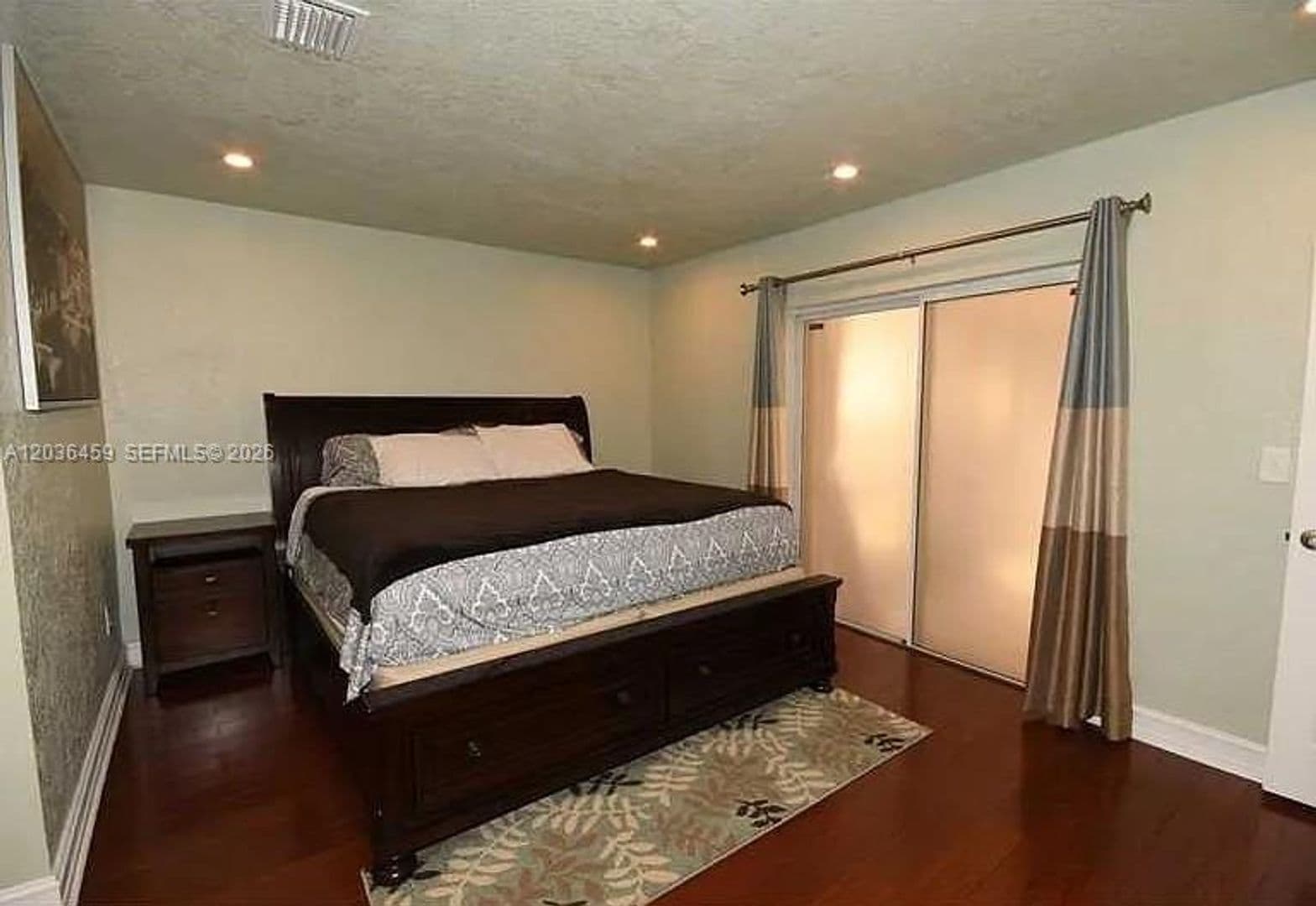 PEMBROKE PINES House: 11838 NW 13TH ST #11838