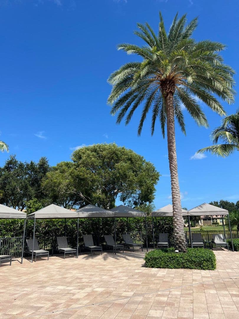 DELRAY BEACH House: 9774 ISLES CAY DR