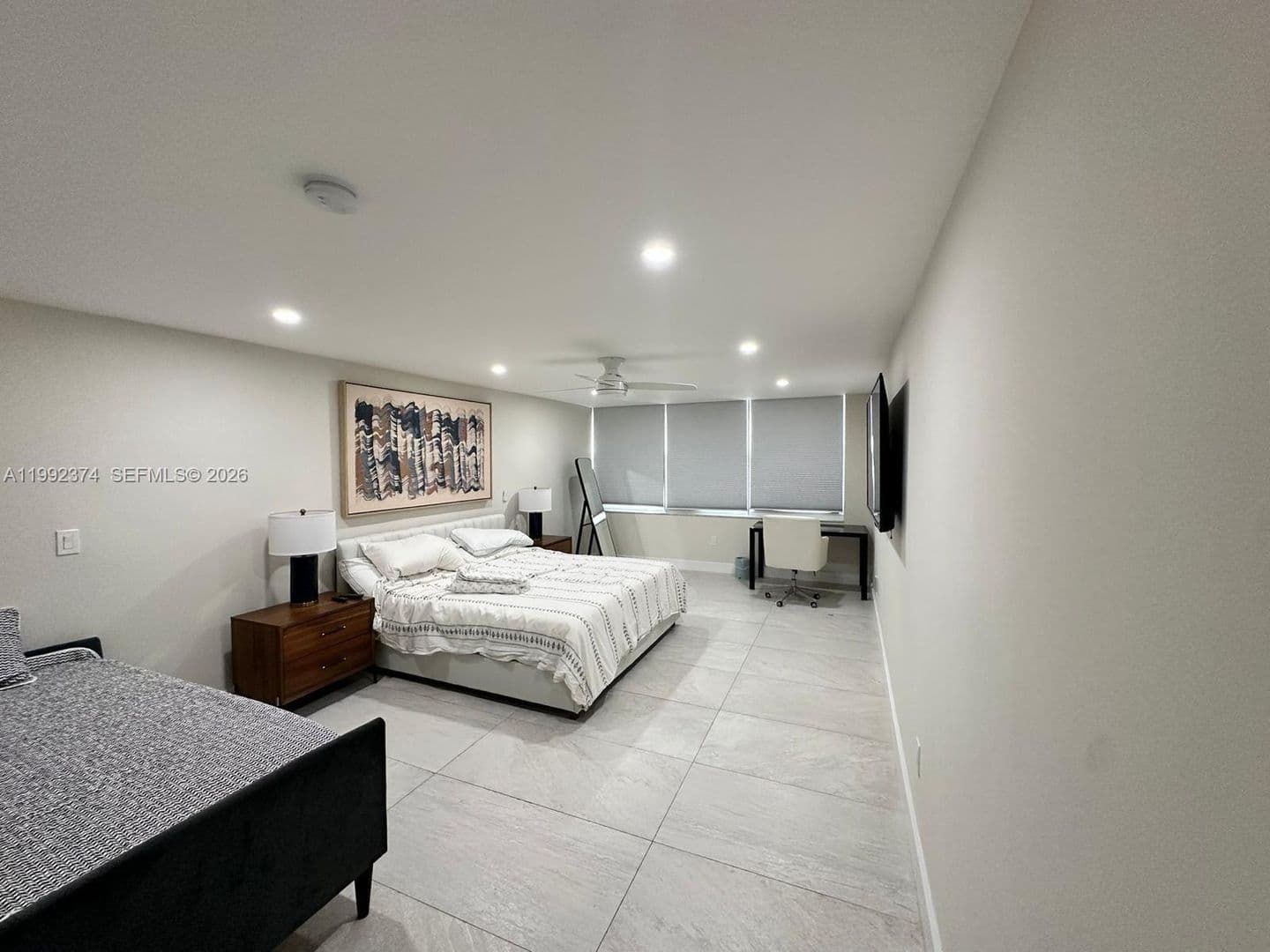 HOLLYWOOD House: 2751 S OCEAN DR #APT 508S