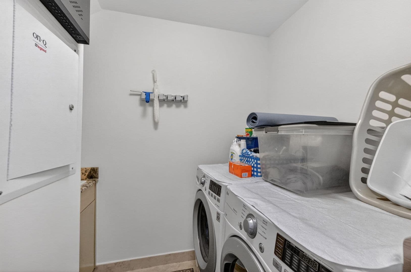 LAUDERDALE BY THE SEA House: 4332 SEAGRAPE DR #APT 4