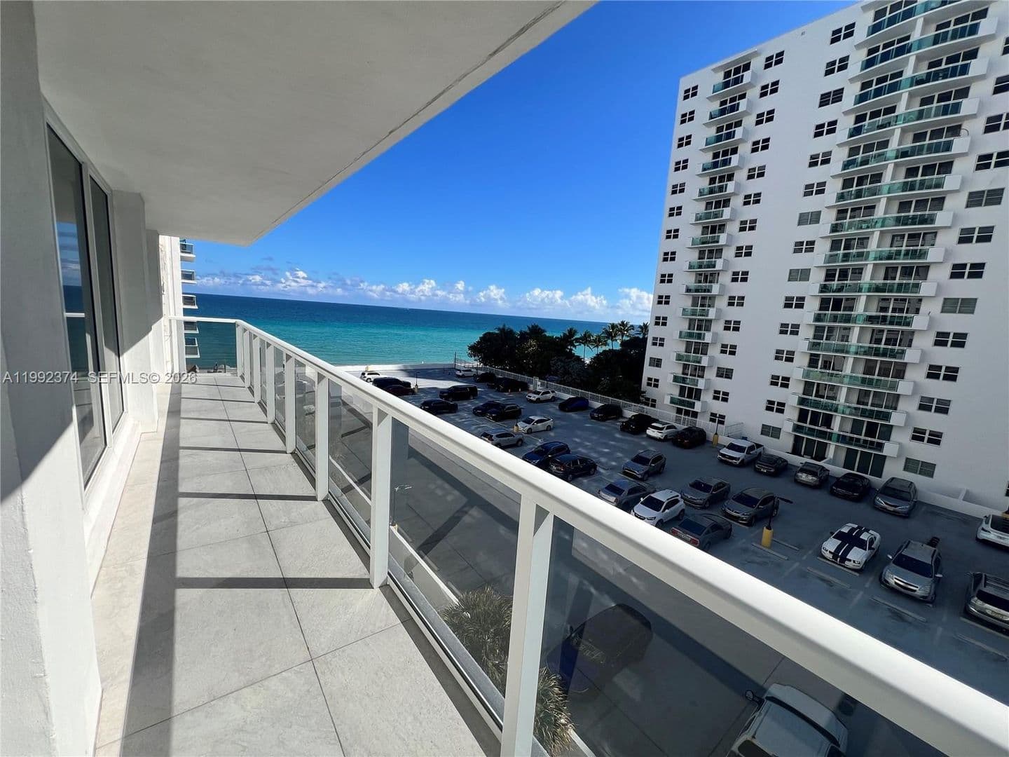 HOLLYWOOD House: 2751 S OCEAN DR #APT 508S