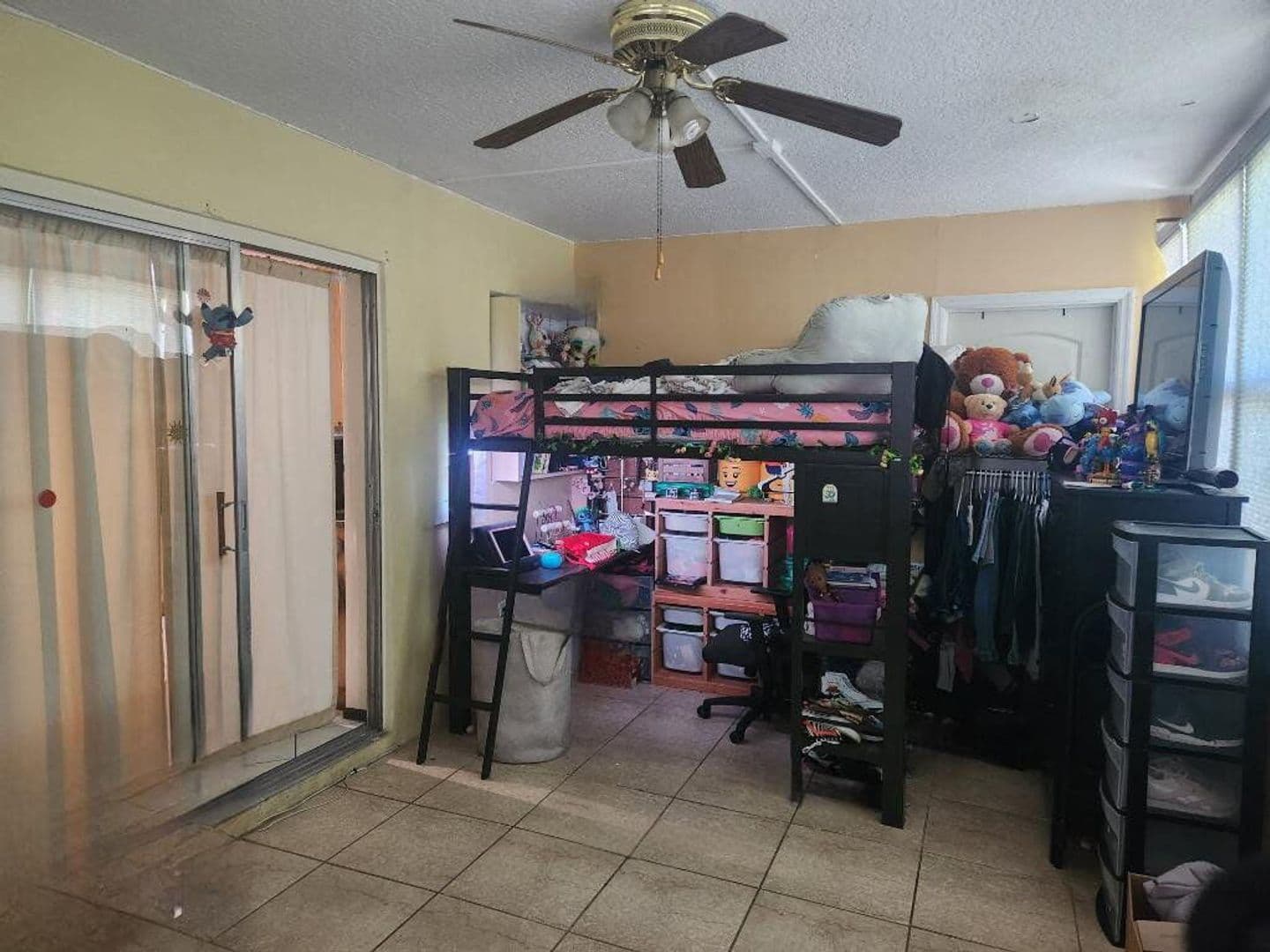 TAMARAC House: 6717 NW 59TH ST #6717