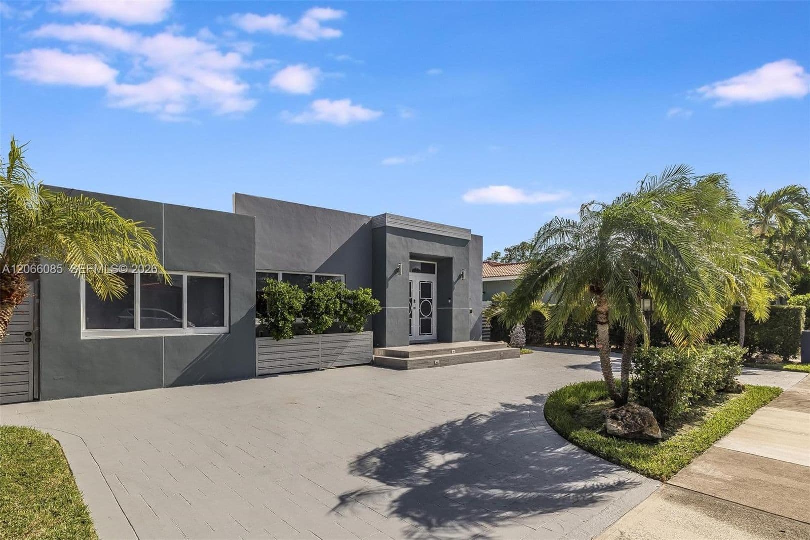 NORTH BAY VILLAGE House: 7549 BUCCANEER AVE