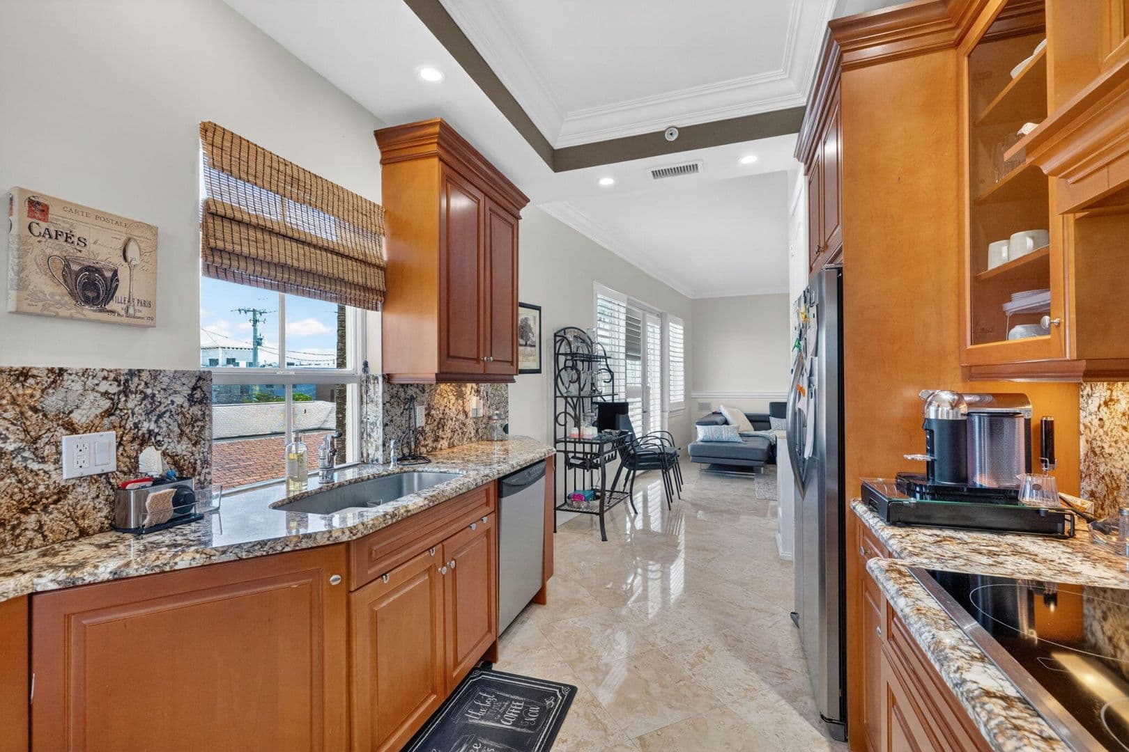 LAUDERDALE BY THE SEA House: 4332 SEAGRAPE DR #APT 4