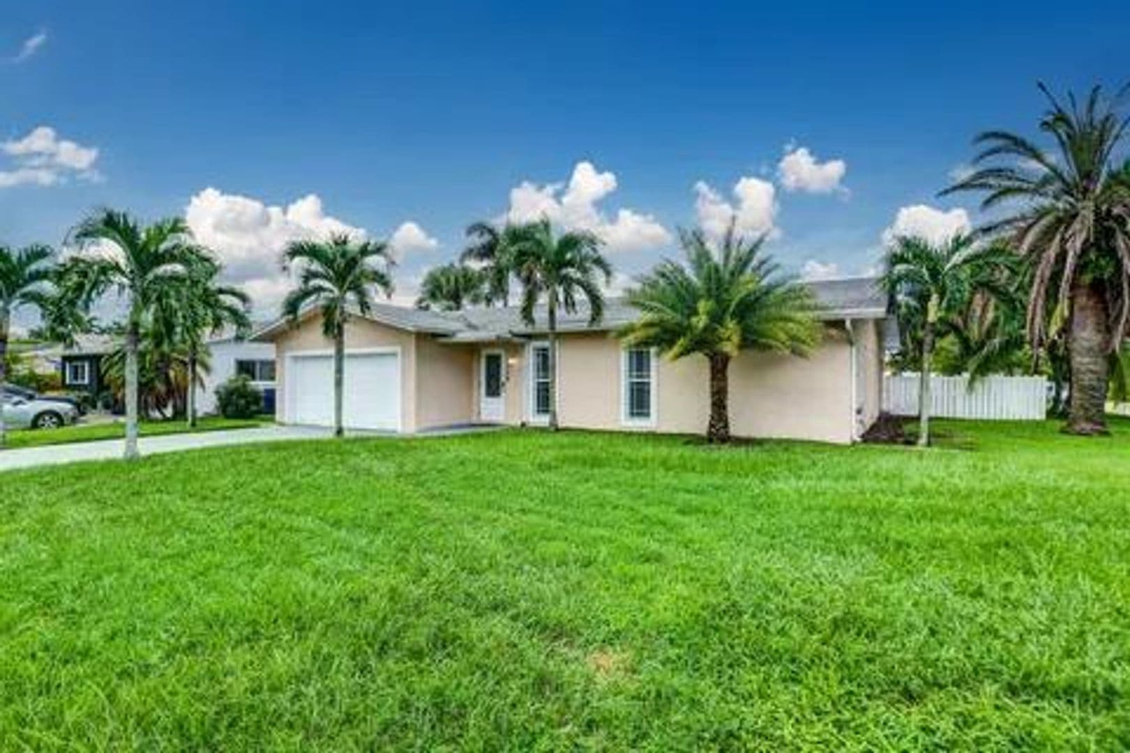 FORT LAUDERDALE House: 3170 NW 68TH COURT #0
