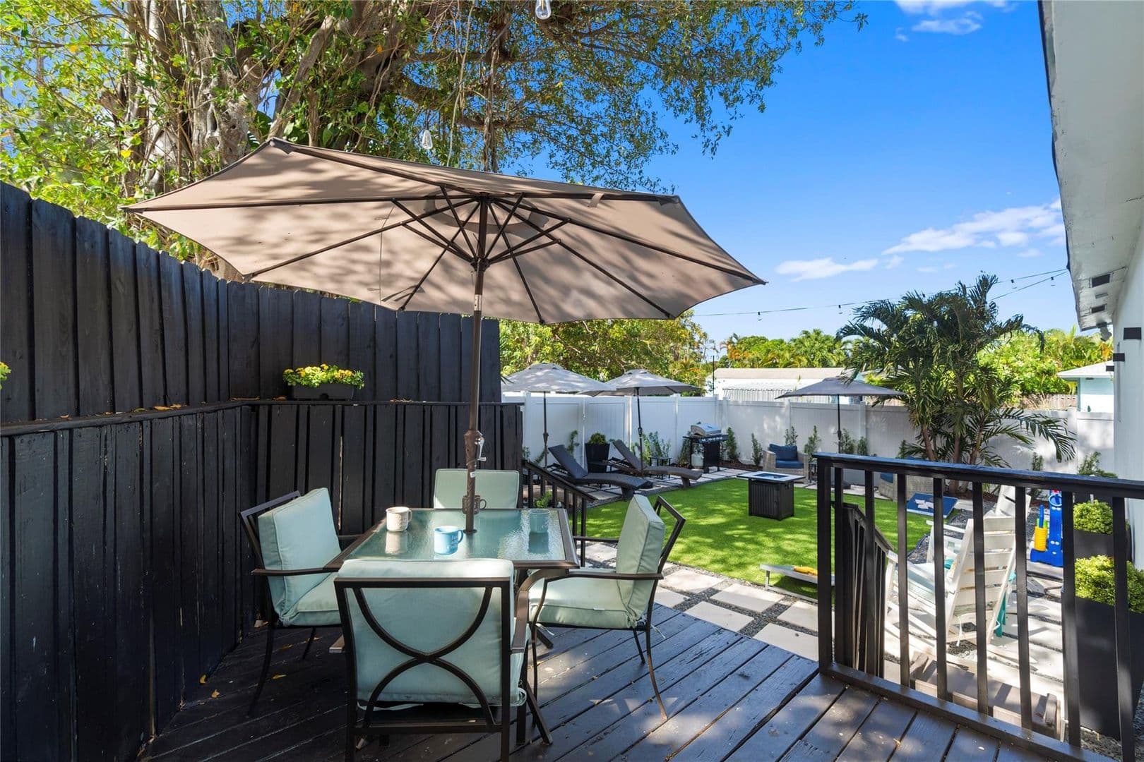 OAKLAND PARK House: 719 NE 36TH ST #719