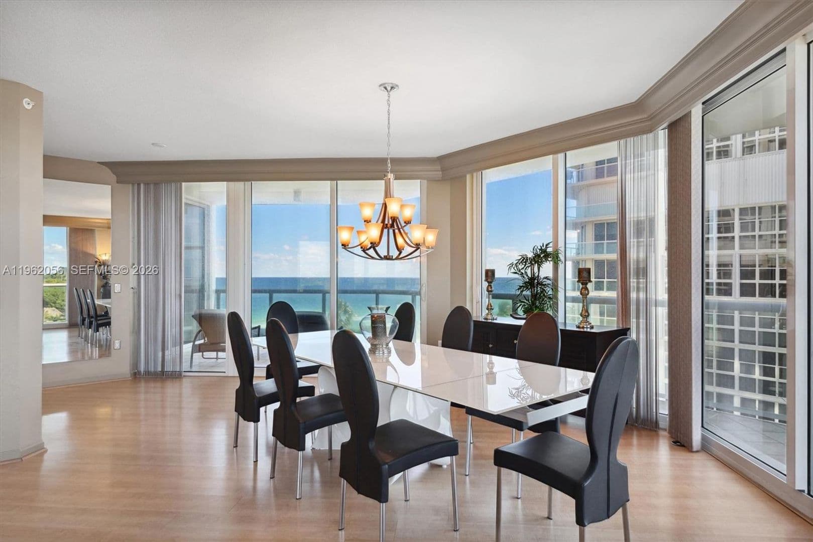 HOLLYWOOD House: 6051 N OCEAN DR #APT 602