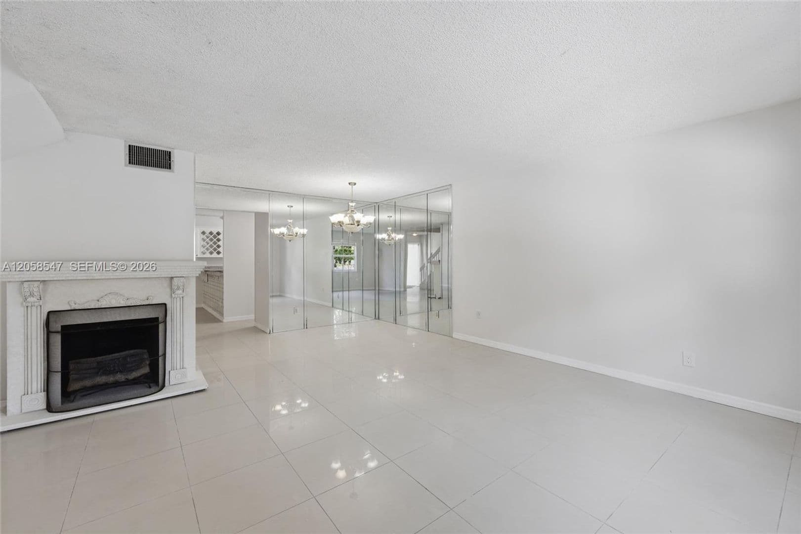 MIRAMAR House: 6929 SW 38TH ST #Townhouse 2-L