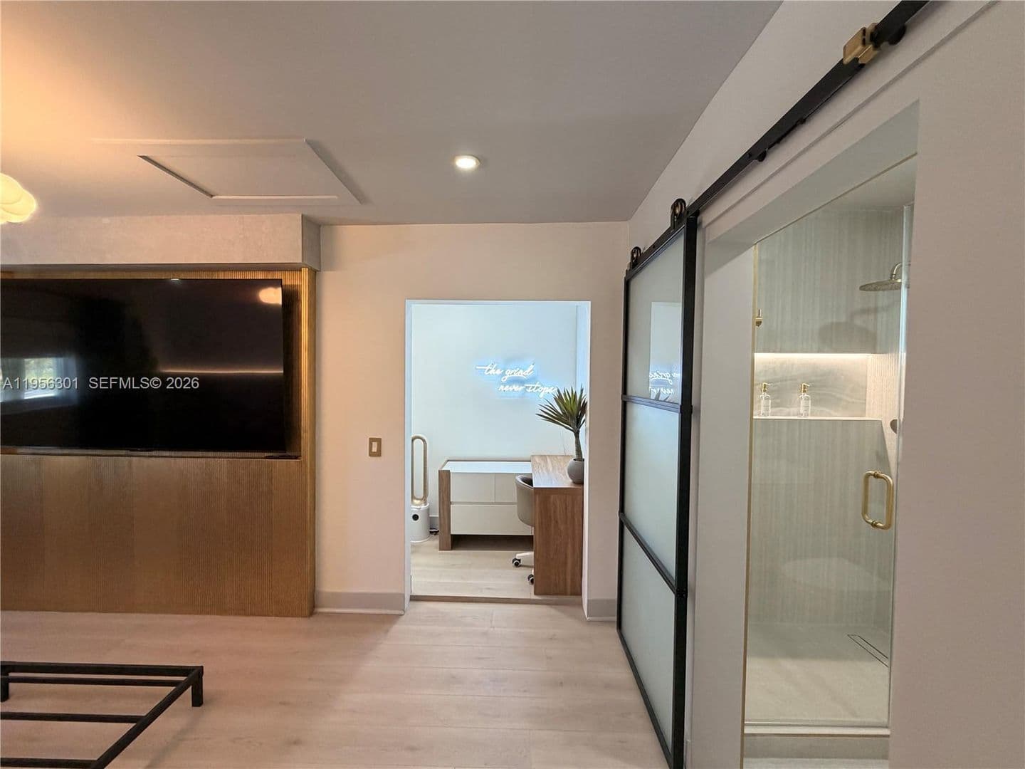 FORT LAUDERDALE House: 2340 SW 42ND WAY #2340