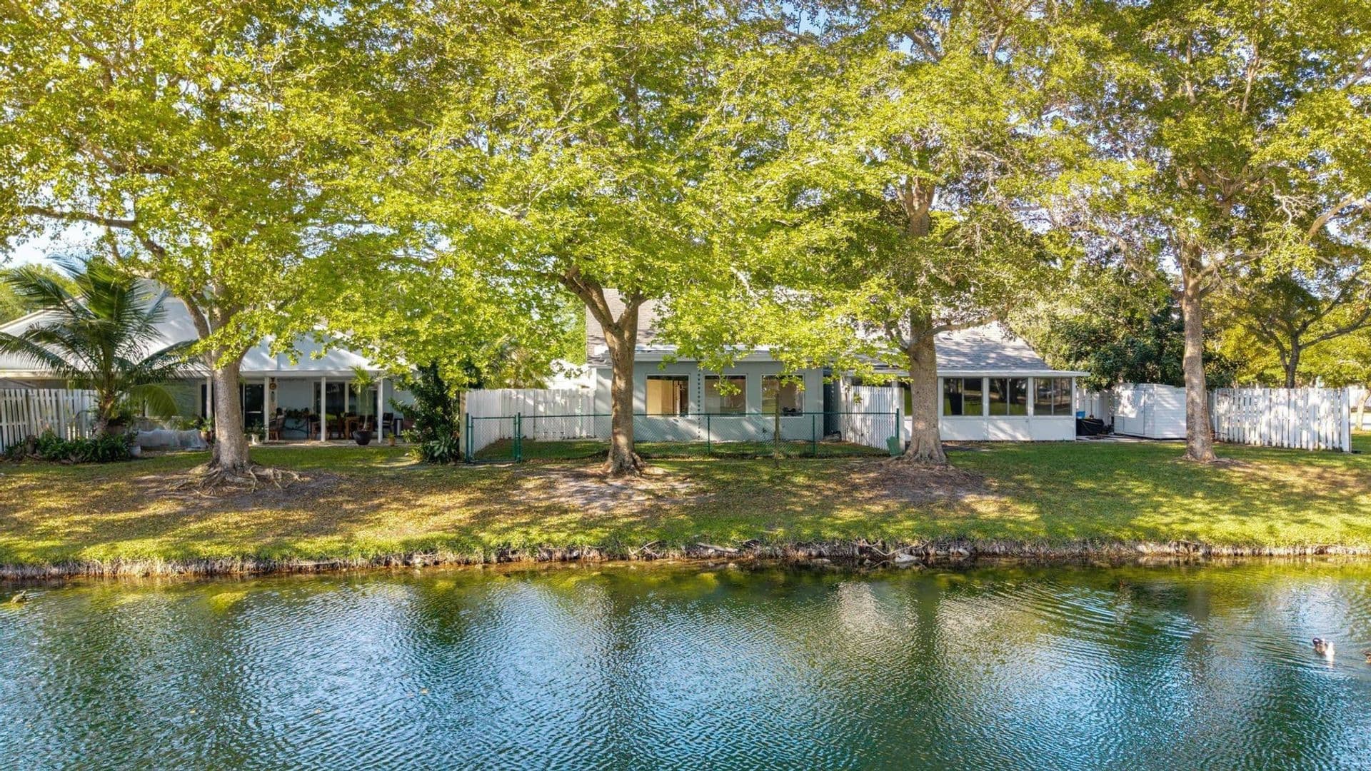 DAVIE House: 11110 SW 9TH PL