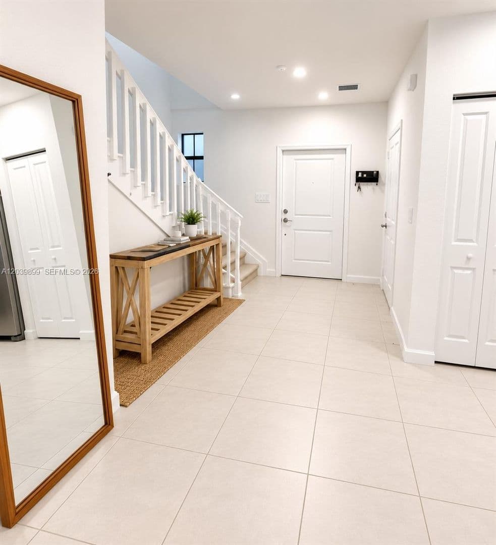 MIAMI GARDENS House: 452 NW 203RD TER