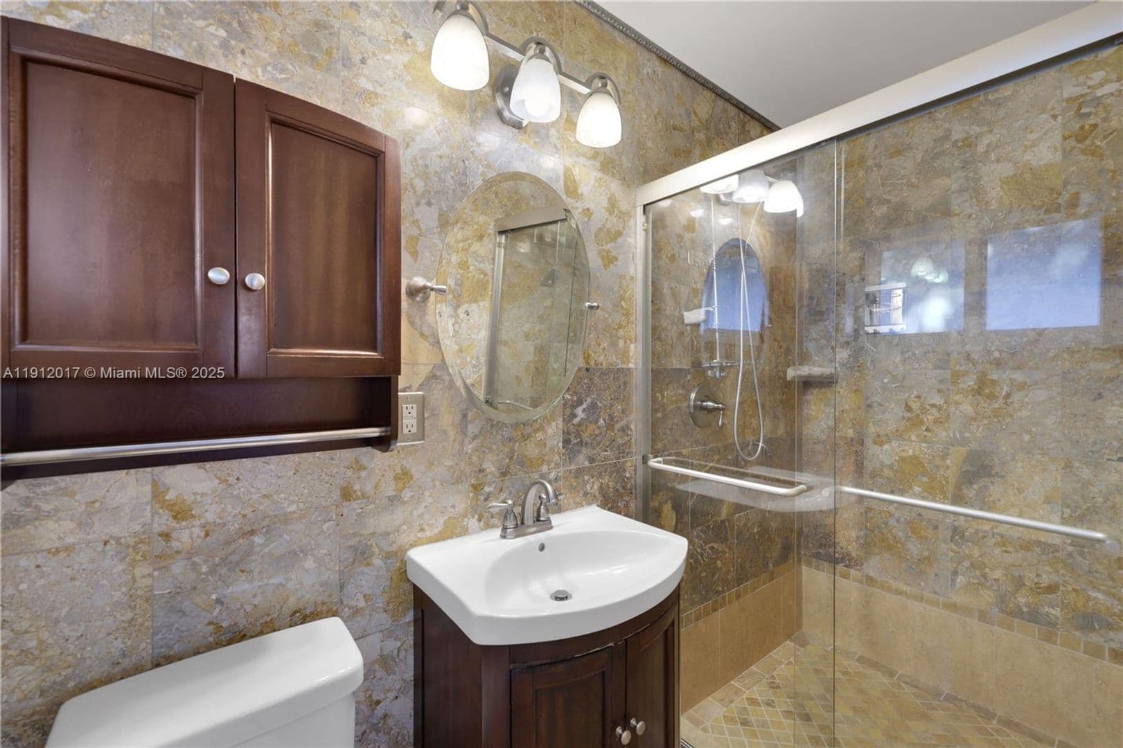 POMPANO BEACH House: 1311 NE 26TH TER #1311