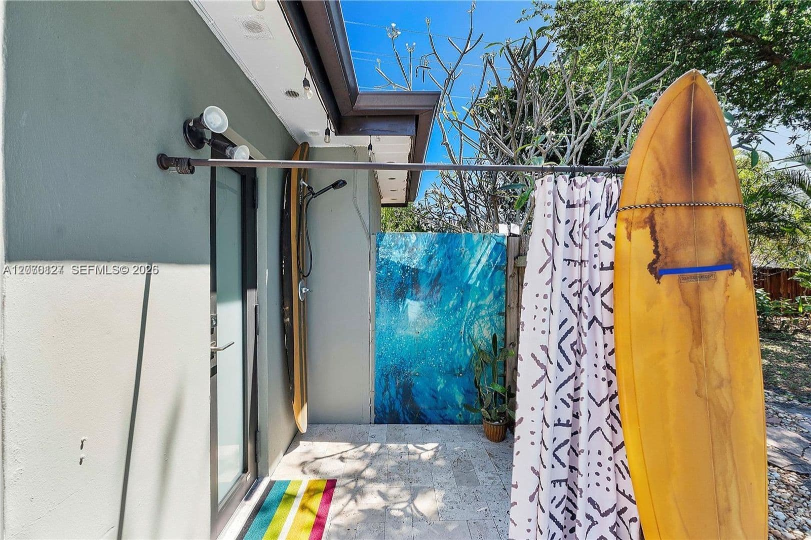 HOLLYWOOD House: 3700 W PARK RD