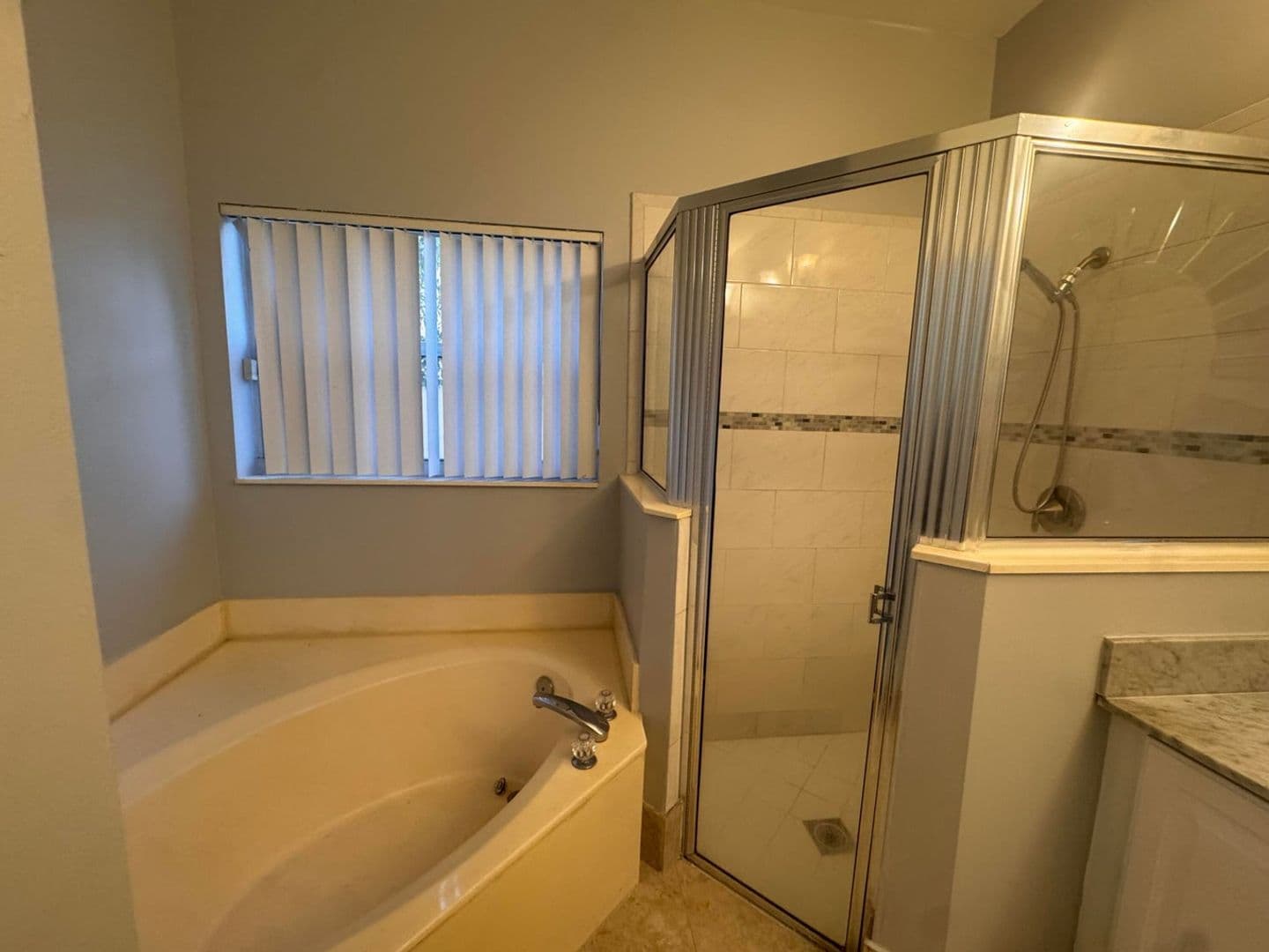 COCONUT CREEK House: 4044 NW 62ND CT #4044