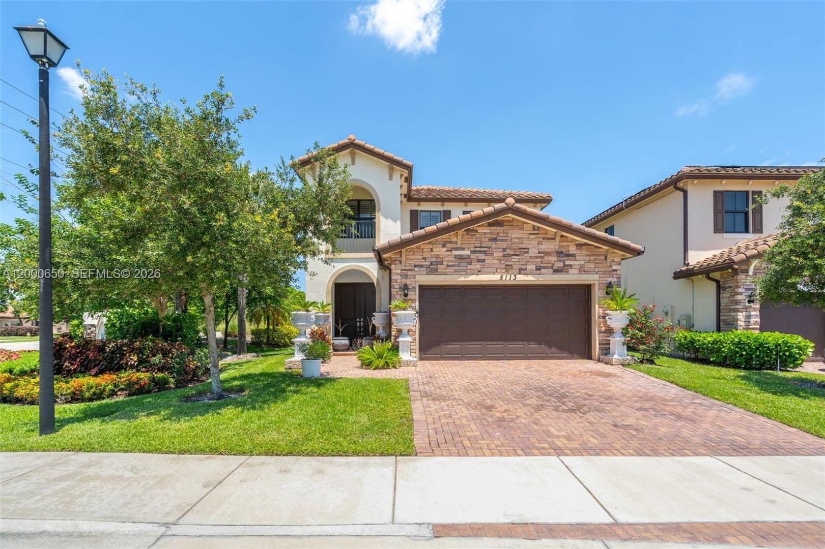 TAMARAC House: 5113 NW 52ND ST #5113
