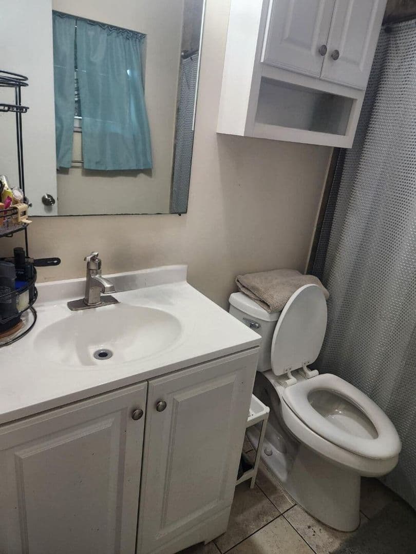 TAMARAC House: 6717 NW 59TH ST #6717